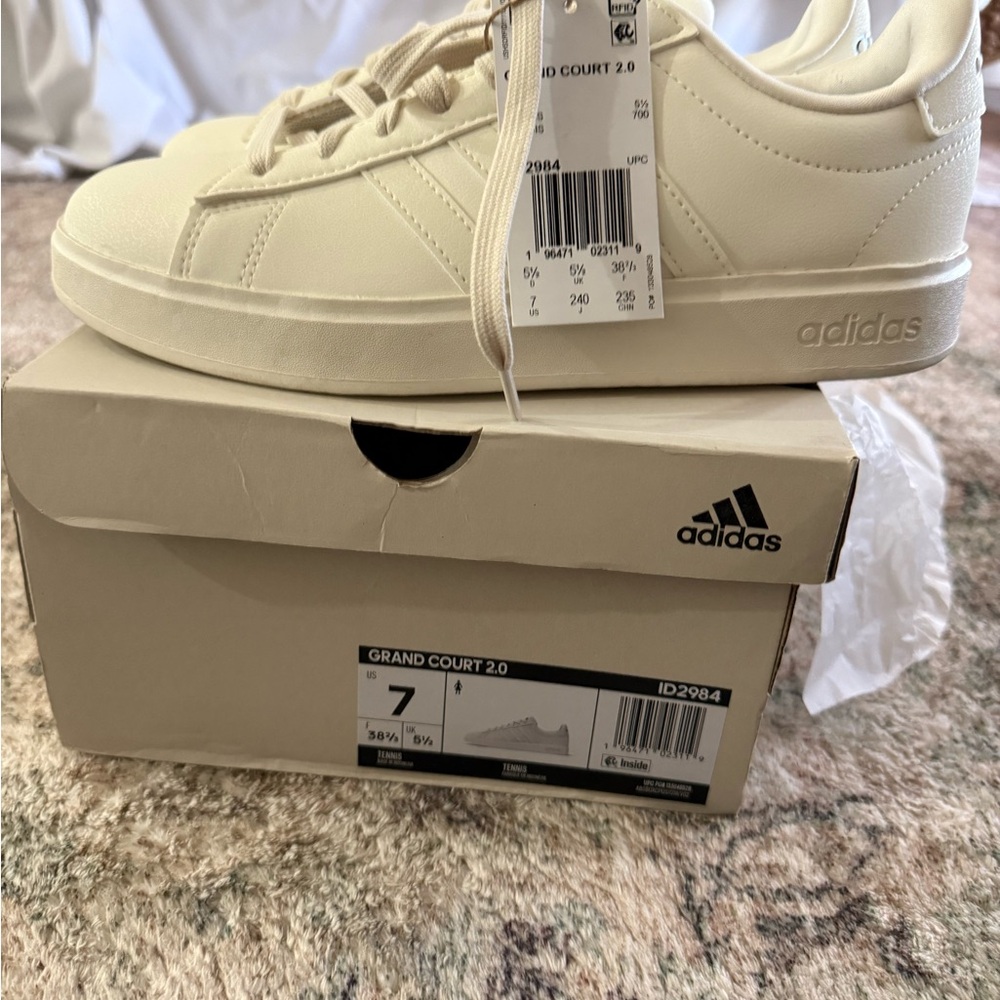 Adidas Grand Court 2.0 Off-White Sneakers